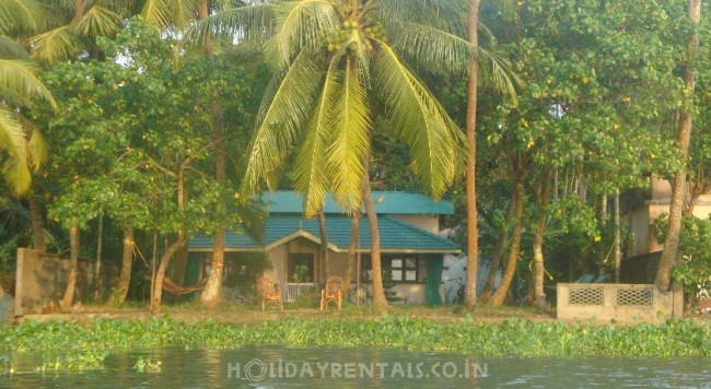 Lake View Holiday Home, Kochi